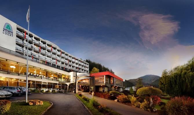 Kúpele Lúčky Kúpeľný hotel Choč Kúpele Lúčky Kúpeľný hotel Choč